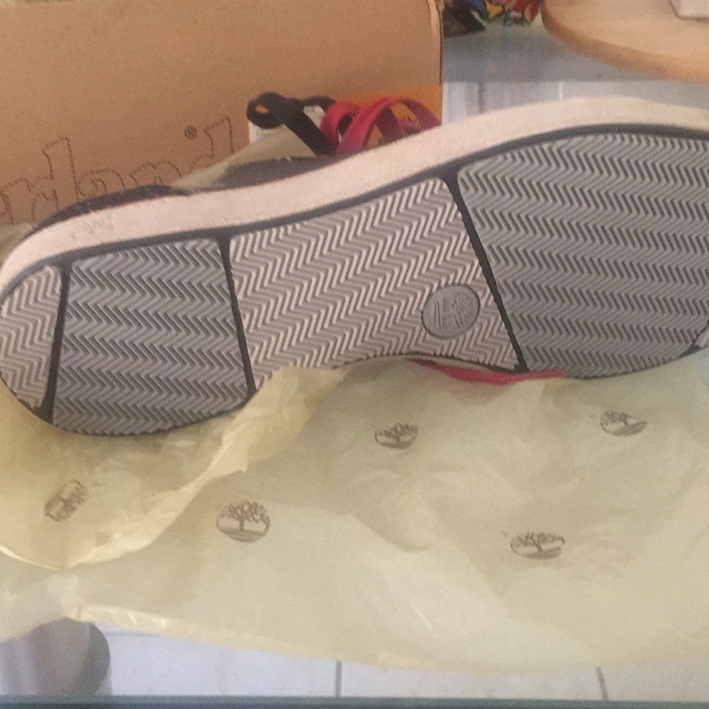 Timberlands - Picture 3 of 4